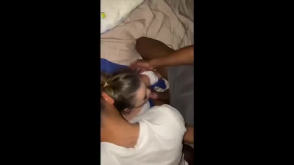 Wife wanted 2 BBCs - free porn video