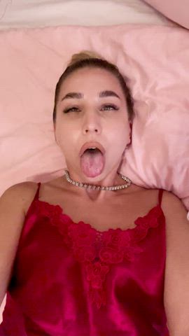 Her expression changes when she gets it rough - free porn video