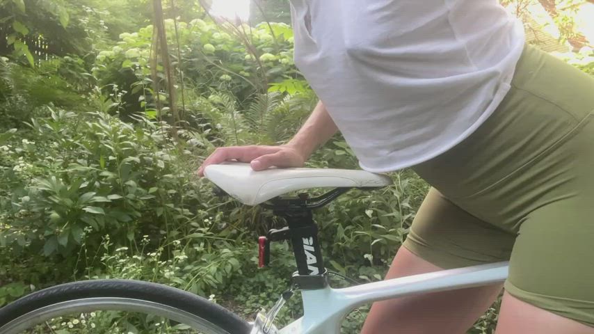 Maybe I can find a nice guy to ride in the side of the bike path too [GIF] - free porn video