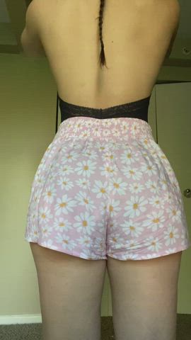 This body suit really compliments my curves. - free porn video