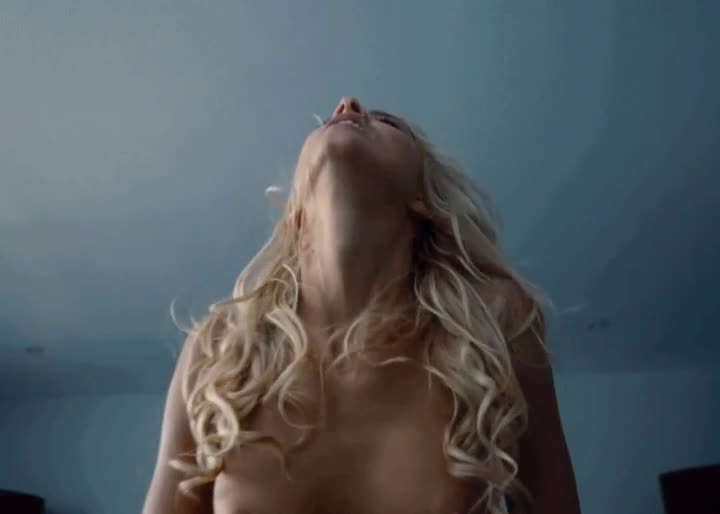 Sabina Gadecki in Entourage (2015) - free porn video
