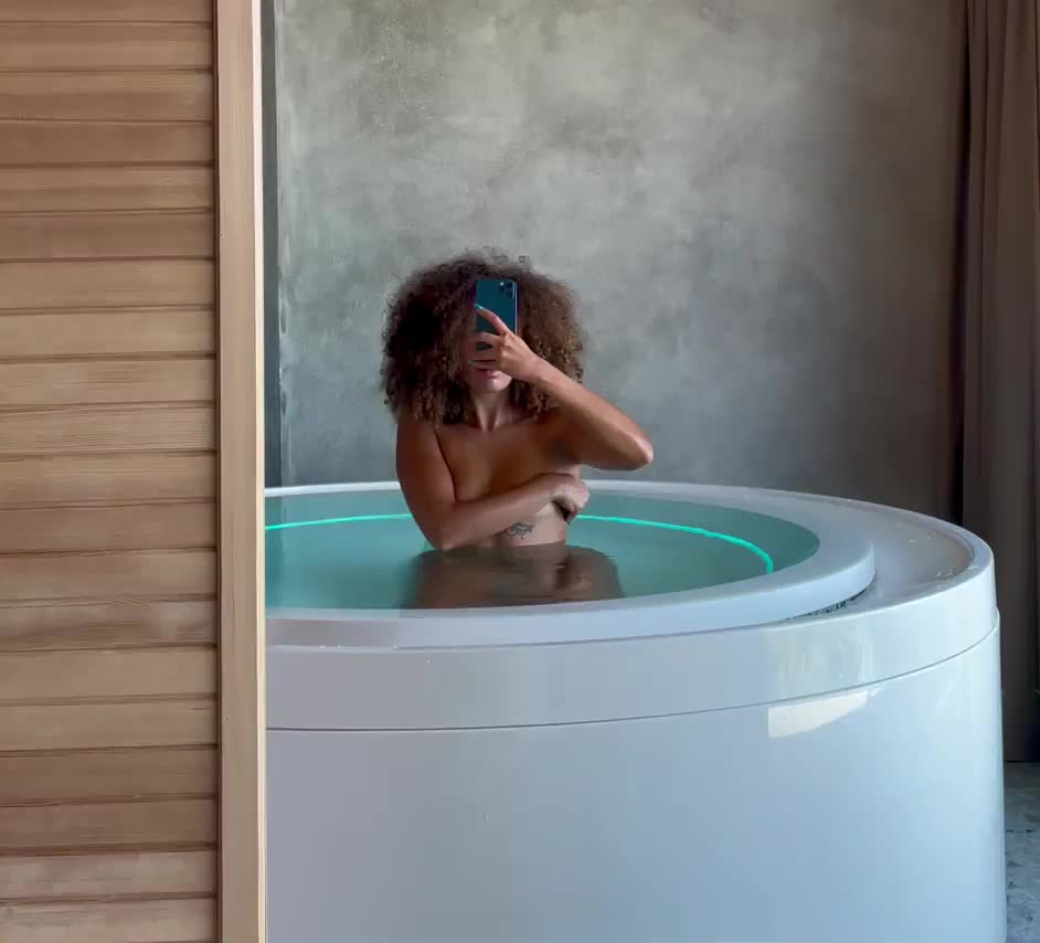 This Jacuzzi has enough space for two people, what are you waiting for? - free porn video