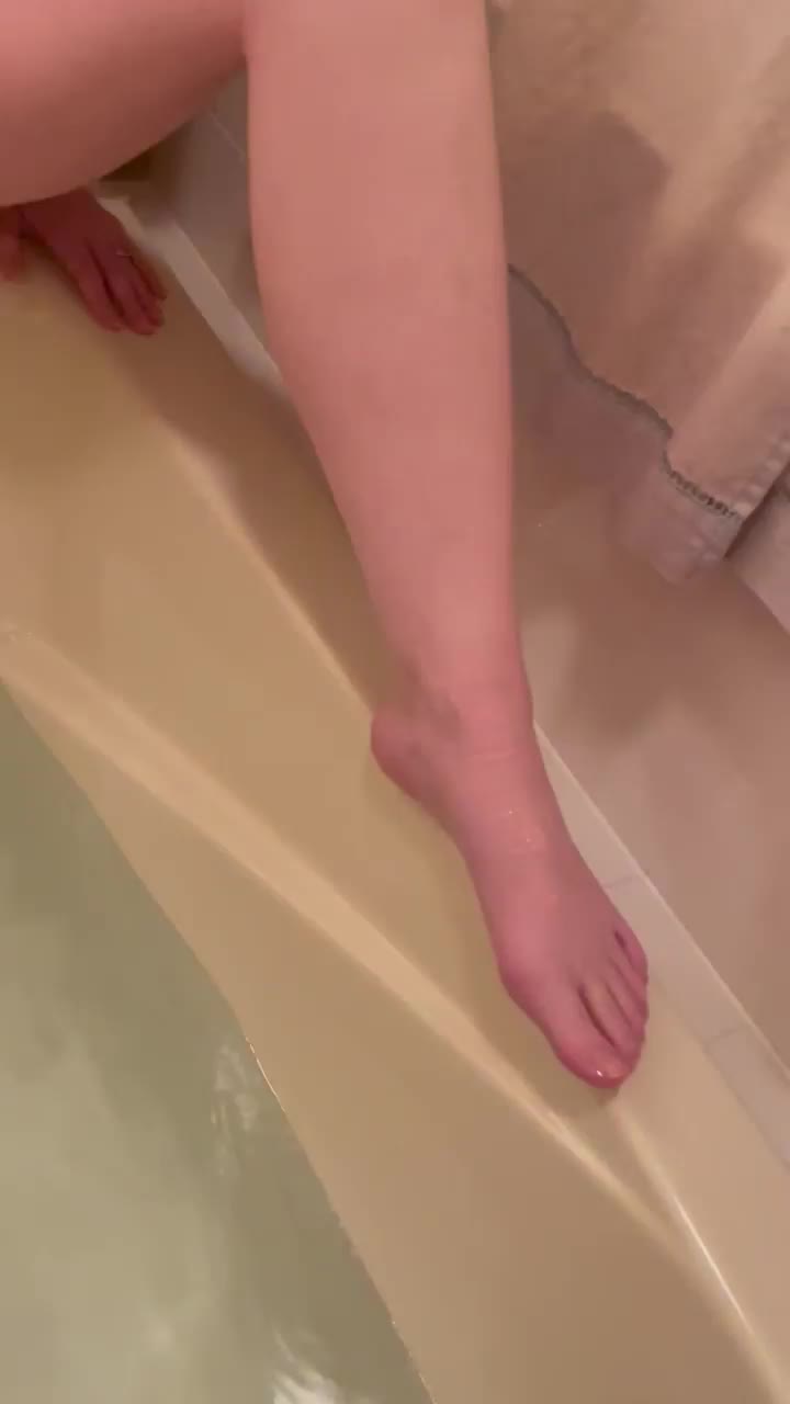 Want to pet it. - free porn video