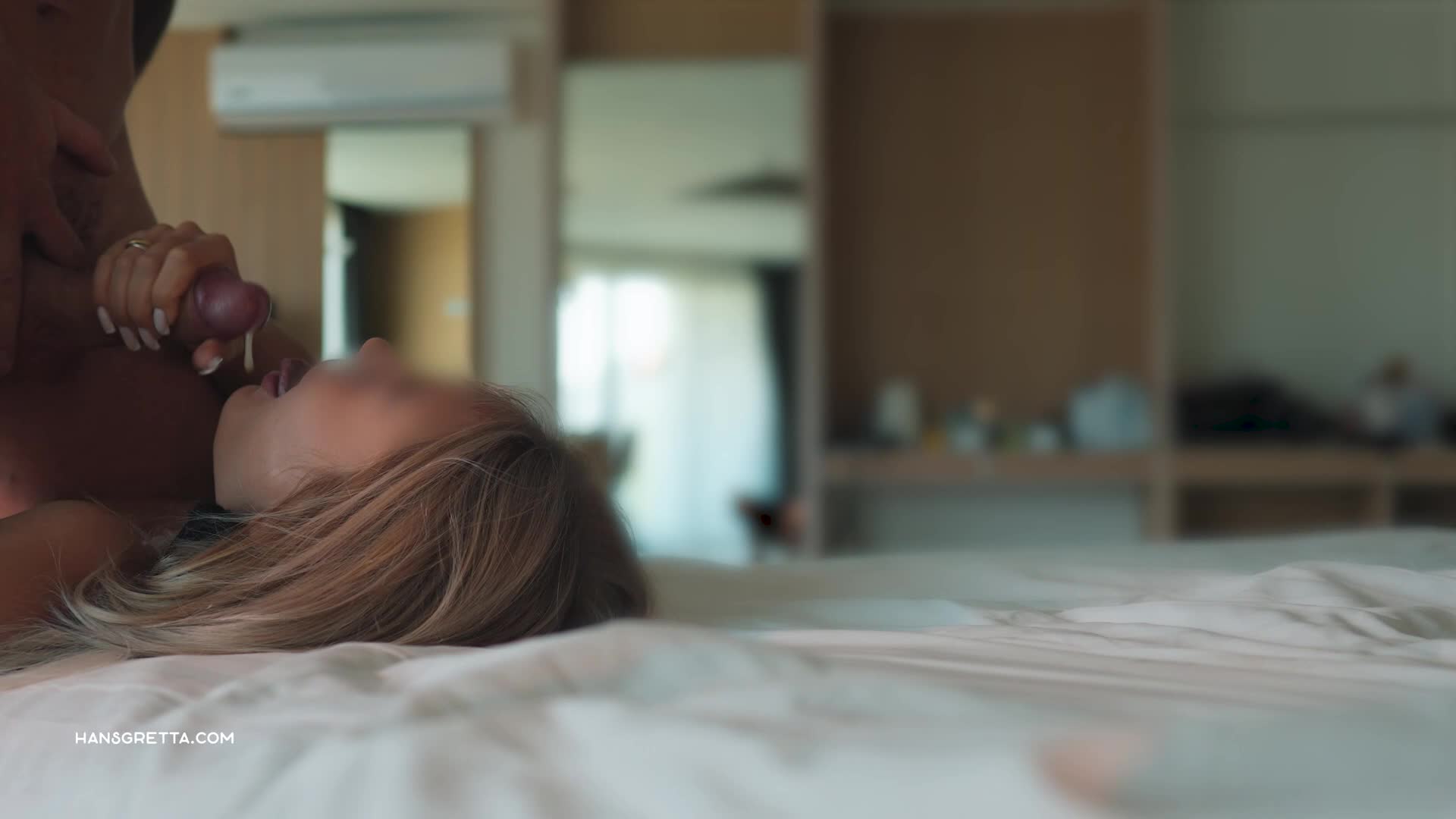 I'm so hungry in the morning - free porn video