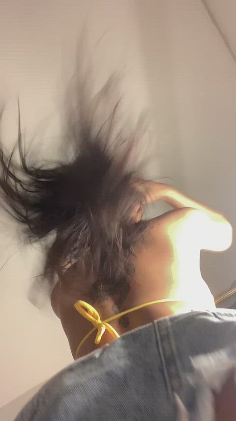I feel like you want to bury your face in my butt on this Christmas - free porn video