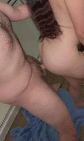 A little bit of fucking before we shower😘 - free porn video