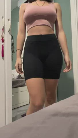 Made to please a lot of big mans - free porn video