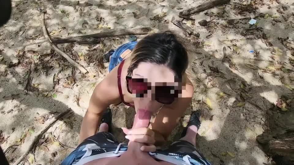 This teachers mouth is a great cum catcher - free porn video