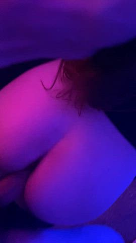 Hold my hair like a handle and pound it - free porn video