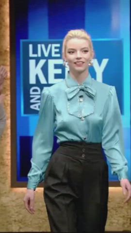 Anya Taylor Joy Braless Jiggle - free porn video