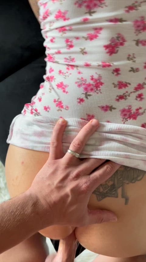 I didn't even know I could cum this hard from anal but he hit just the right spot and I had an orgasm that i've never felt before! - free porn video