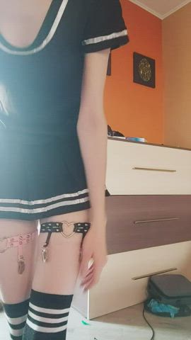 On or off? I hope you'd go down on my young pussy 😖 - free porn video