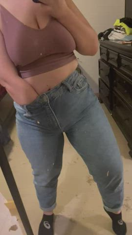 Squirting in my jeans for the first time 😈 - free porn video