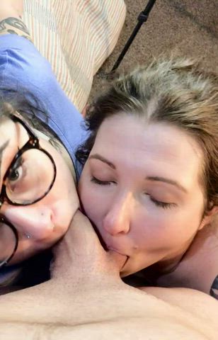 Love when my girls worship my cock - free porn video