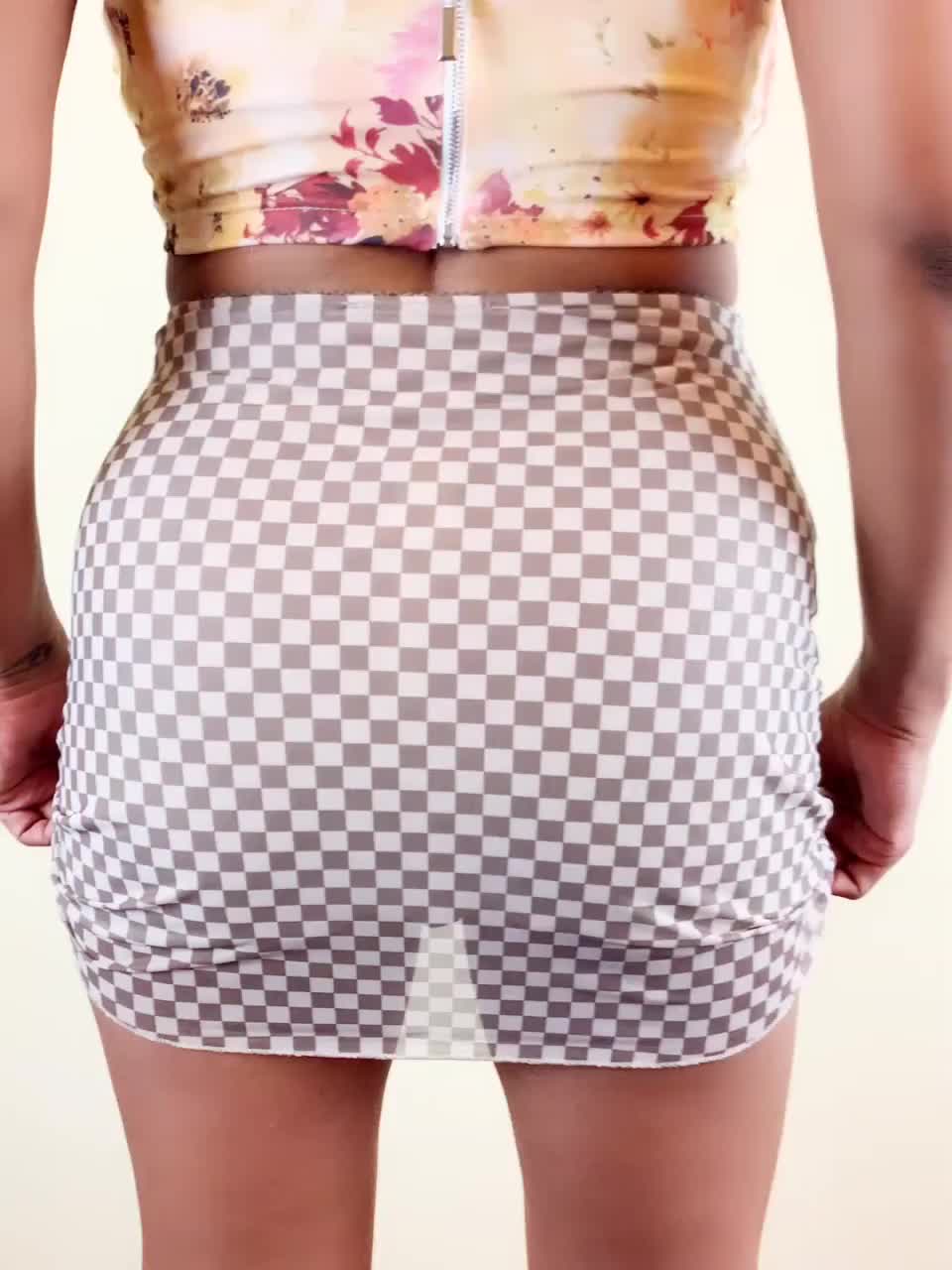 OC - I will lift my skirt so you can suck my asshole. Ok ?👅👅👅 - free porn video