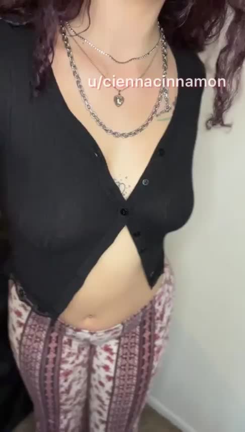 i need to borrow a tongue please! - free porn video
