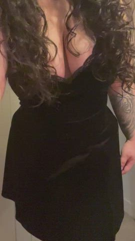 If I wore this on a date, would you run your hand up my thigh under the table? - free porn video
