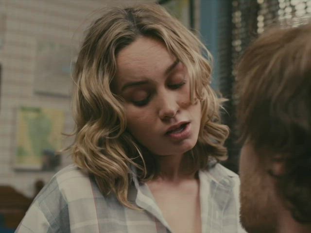 Brie Larson sexy thong scene - free porn video