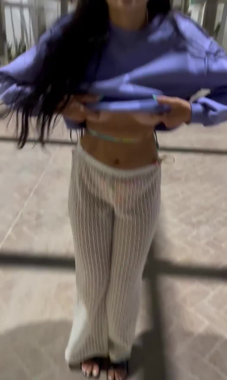 I’m on vacation with my parents but I’ve still pulled my Tits out for at least 20 random people 😅 [GIF] - free porn video
