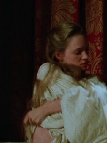 Uma Thurman Dangerous Liasons 1988 - free porn video