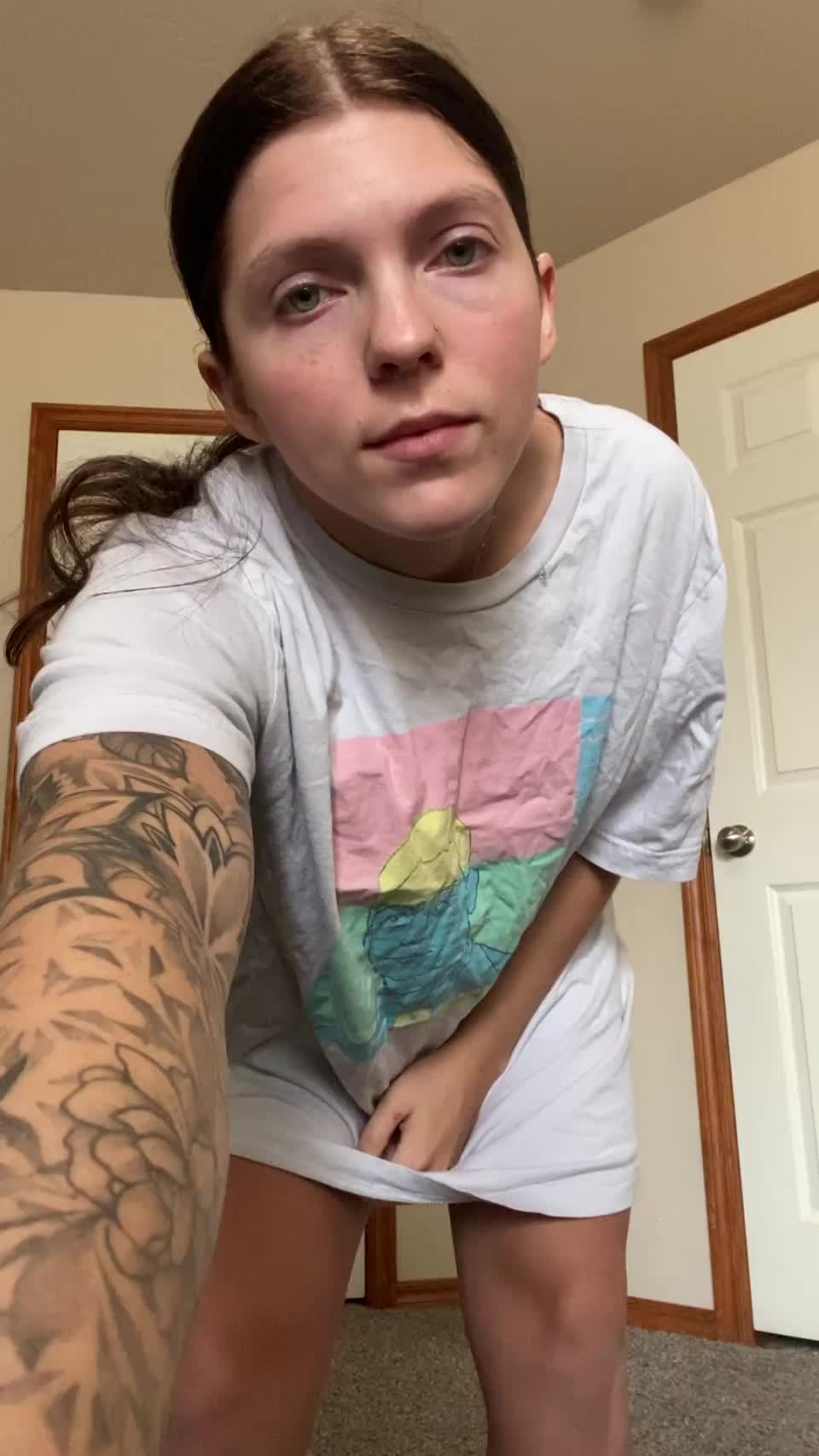 I'll sit just like this, while you proceed to taste test - free porn video