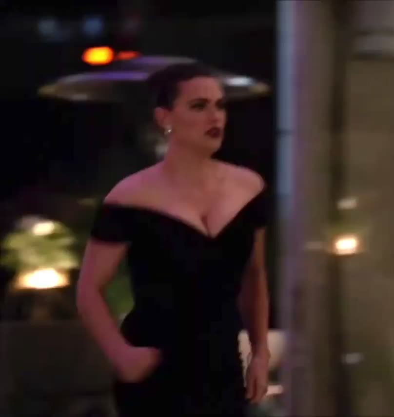 The way Katie McGrath’s big tits bounce 🔥 - free porn video