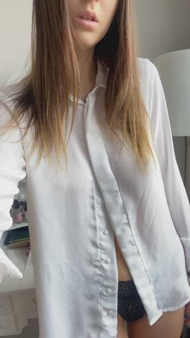 Imagine I’m your colleague, coming to the office with this shirt and no bra on - free porn video