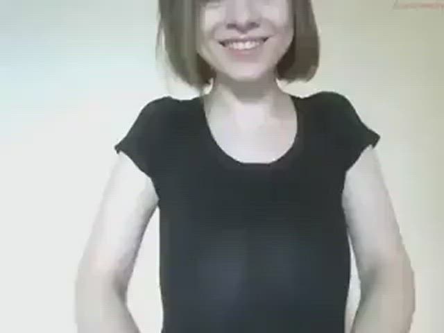 Anyone know this girls name or can find more vids of her? I know there are more but can't find them. - free porn video