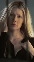 Gwyneth Paltrow letting her tit out - free porn video