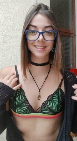 my boobs are small but my smile is beautiful! - free porn video