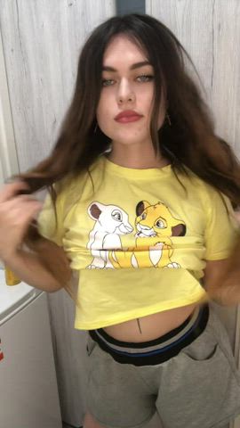 My boyfriend calls me a whore for showing my tits to other guys 😕💜 - free porn video