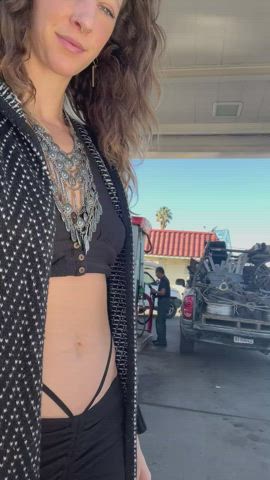 Flashing while I fill up [gif] - free porn video