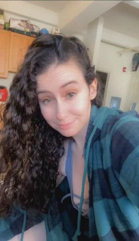 Sunday morning BJ - free porn video