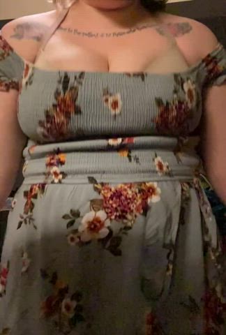 A little jiggly jiggle jiggle for your timeline 😘 - free porn video