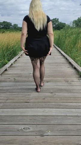 Walking my favorite path while plugged was fun - free porn video