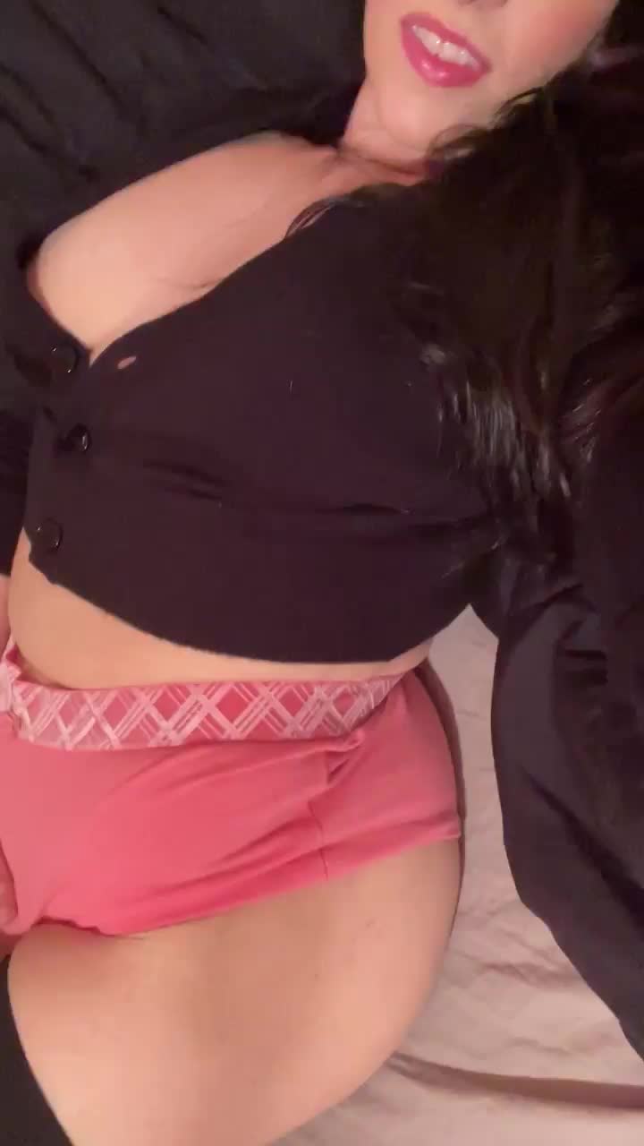You like my pink panties - free porn video