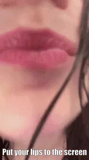Put your lips to the screen... - free porn video