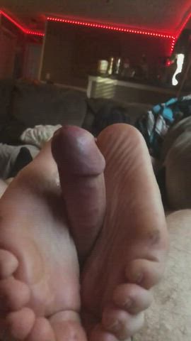 Slow-mo solefuck cumshot - free porn video