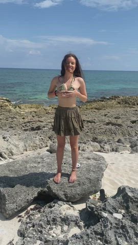 i'm 19 but make me ur little girl and fukk me on the beach.. would u - free porn video