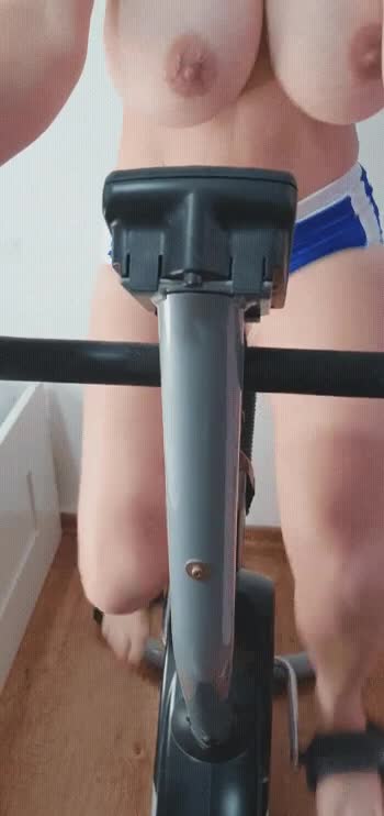 Don't you think girls should also be allowed to ride topless on bikes?😉🥵🚲 - free porn video