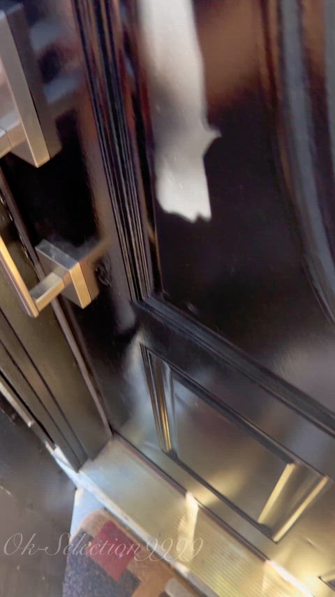 I told my husband to come inside after having him drive me to meet my bull and get a good fucking. He sat in the car waiting for me before telling him he could come inside and watch - free porn video