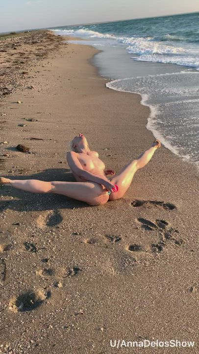 I was super horny on the beach today and dreamed about good fuck😋 - free porn video